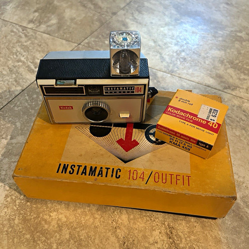 Vintage kodak instamatic 104 - kodak,